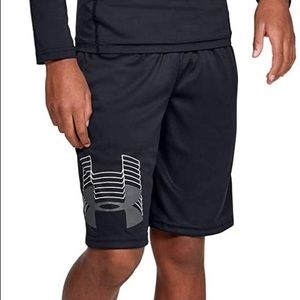 Under Armour Boys Black Prototype Logo Short